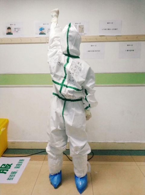 新冠疫情最新護(hù)士，英雄前線的主力軍，新冠疫情下的護(hù)士，前線英雄主力軍
