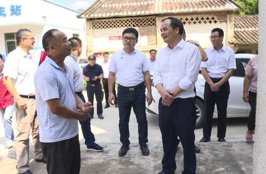 鳳山縣人民政府辦公室最新領(lǐng)導(dǎo)團隊介紹，鳳山縣人民政府辦公室領(lǐng)導(dǎo)團隊介紹
