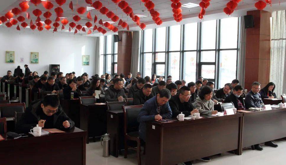 鐘樓區(qū)住房和城鄉(xiāng)建設(shè)局最新新聞，推動(dòng)城市更新，打造宜居新鐘樓，鐘樓區(qū)住建局推動(dòng)城市更新，打造宜居新鐘樓